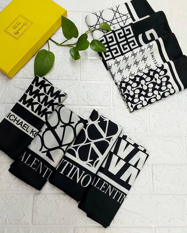 مینی اسکارف