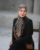 روسری قواره کوچک سلطنتی